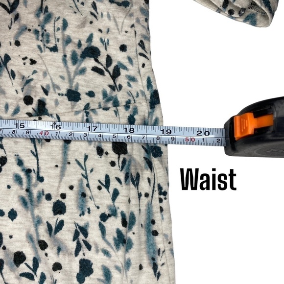 J Jill Luxe Tencel turtleneck asymmetrical hem top womens small petite - Picture 6 of 7